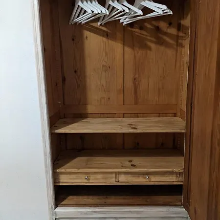 'andercool' Avec Piscine Utilisable En Toutes Saisons *