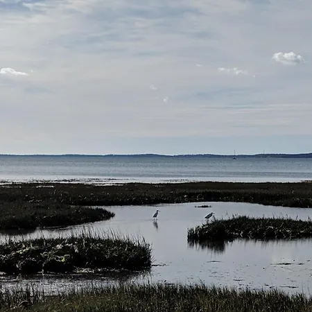 'andercool' Avec Piscine Utilisable En Toutes Saisons