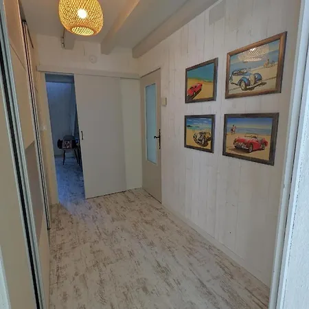 'andercool' Avec Piscine Utilisable En Toutes Saisons *