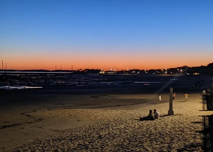 'andercool' Avec Piscine Utilisable En Toutes Saisons *